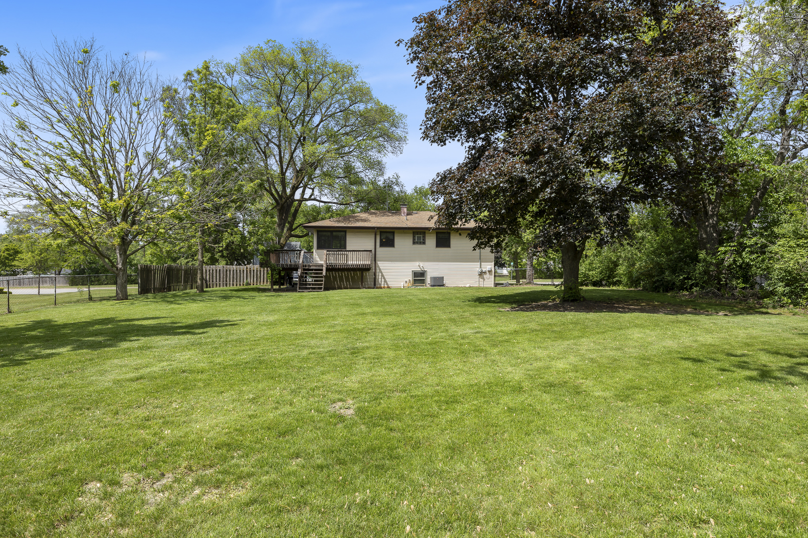 26W331 Geneva Road Wheaton, IL 60187 - Photo 19 of 23