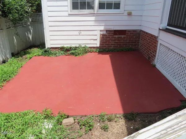 $3,950 | 111 Tharrington Drive, Chapel Hill, NC 27516