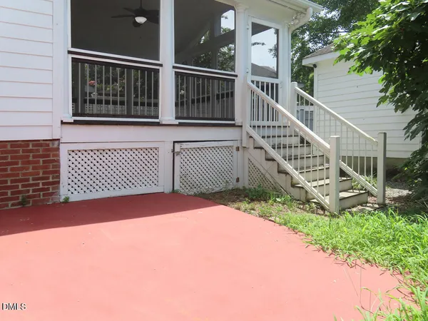 $3,950 | 111 Tharrington Drive, Chapel Hill, NC 27516