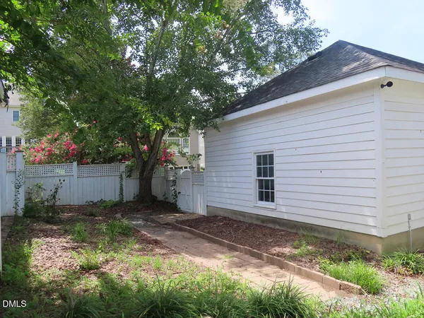 $3,950 | 111 Tharrington Drive, Chapel Hill, NC 27516