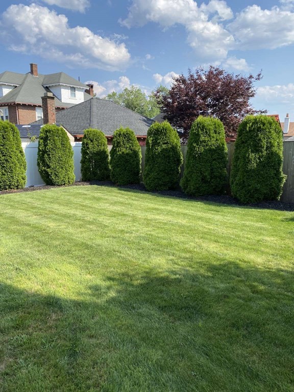180 Bartlett Road Winthrop, MA 02152 - Photo 6 of 40 Gallery Image 6