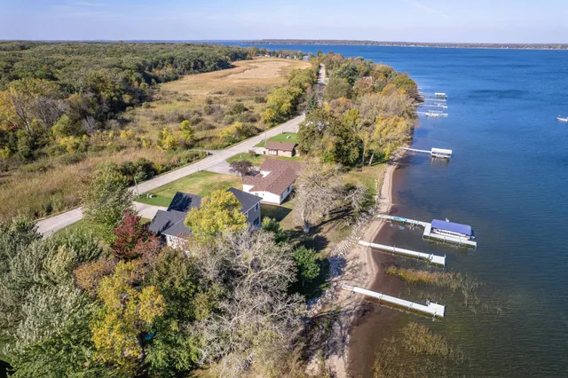 $1,499,900 | 42221 Ukkelberg Drive, Clitherall, MN 56524