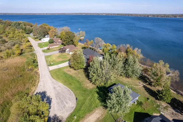 $1,499,900 | 42221 Ukkelberg Drive, Clitherall, MN 56524