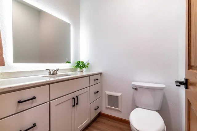 $1,499,900 | 42221 Ukkelberg Drive, Clitherall, MN 56524