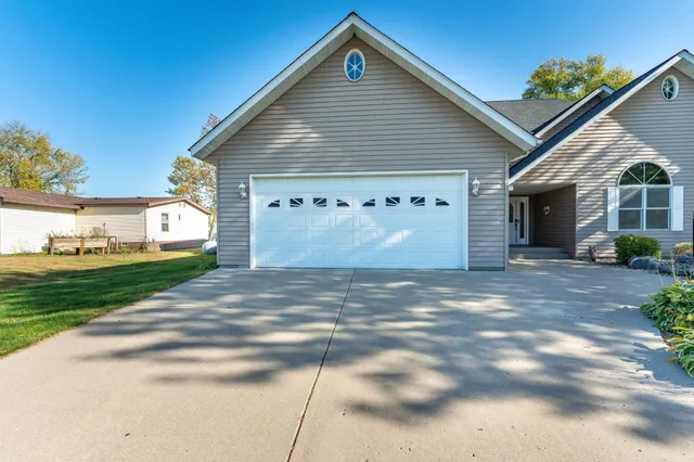 $1,499,900 | 42221 Ukkelberg Drive, Clitherall, MN 56524