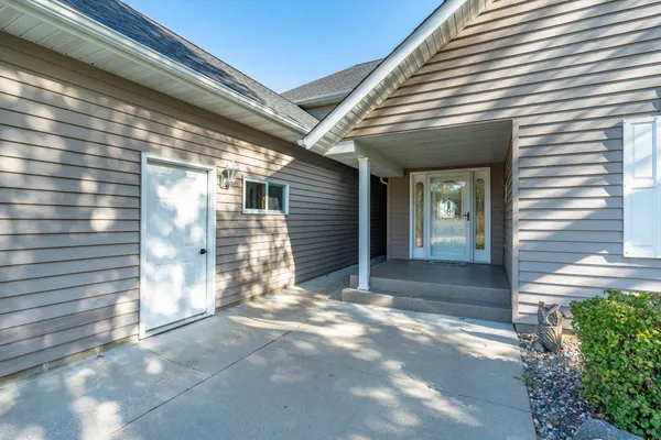 $1,399,900 | 42221 Ukkelberg Drive, Clitherall, MN 56524