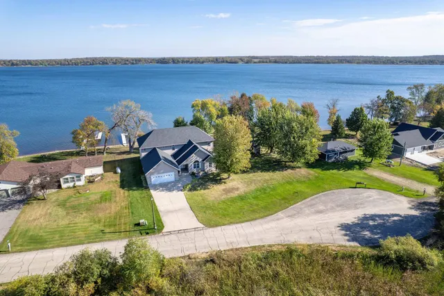 $1,499,900 | 42221 Ukkelberg Drive, Clitherall, MN 56524