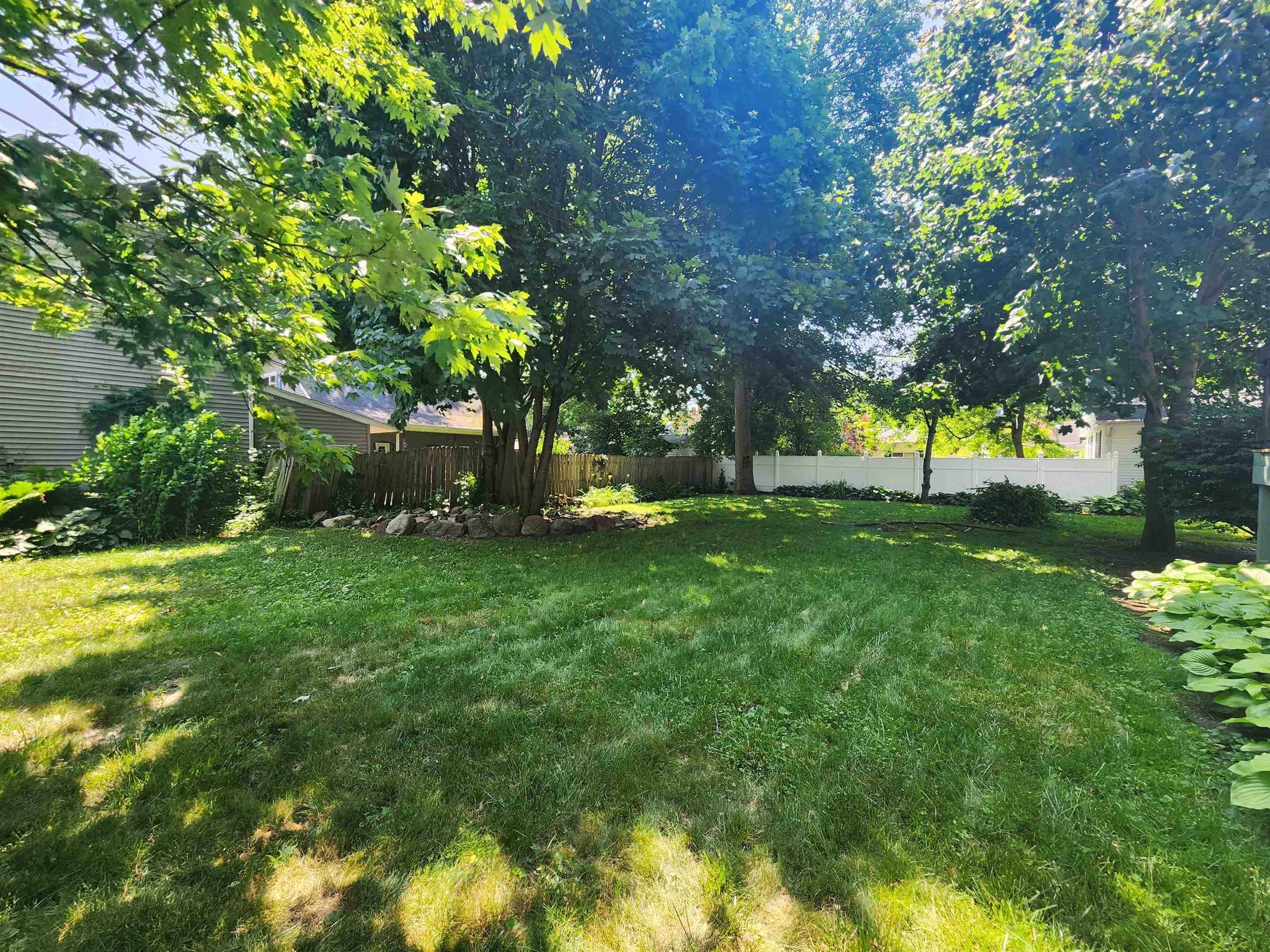 600 Fillmore Place Bay City, MI 48708 - Photo 15 of 53