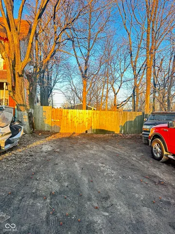 $40,000 | 2630 North Sherman Drive, Indianapolis, IN 46218