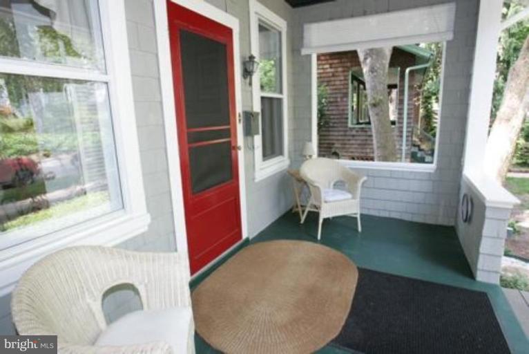 625 Deepdene Road Baltimore, MD 21210 - Photo 2 of 20 a living room with furniture and a window