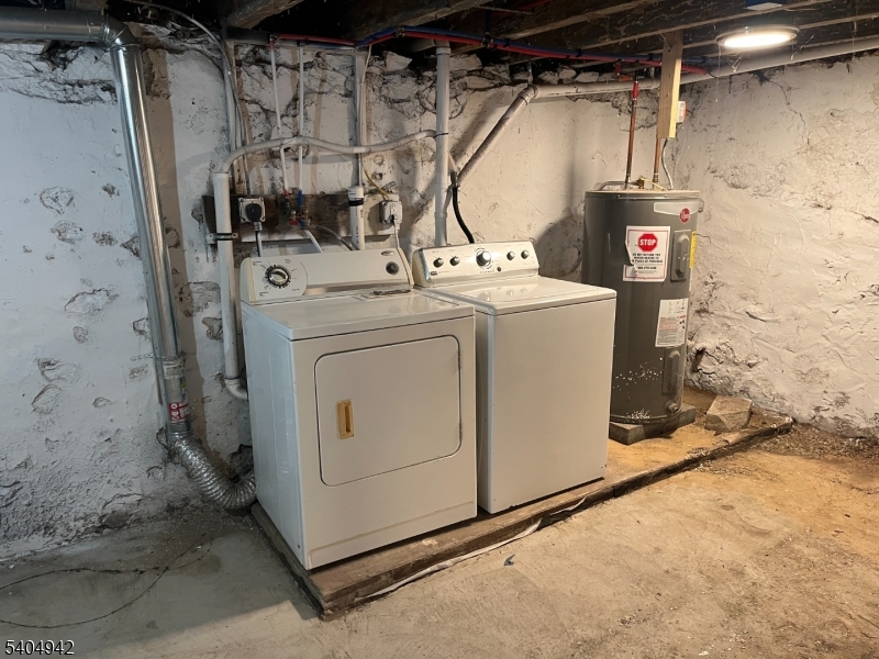 9 Randall Street Phillipsburg, NJ 08865 - Photo 11 of 13 a utility room with dryer and washer