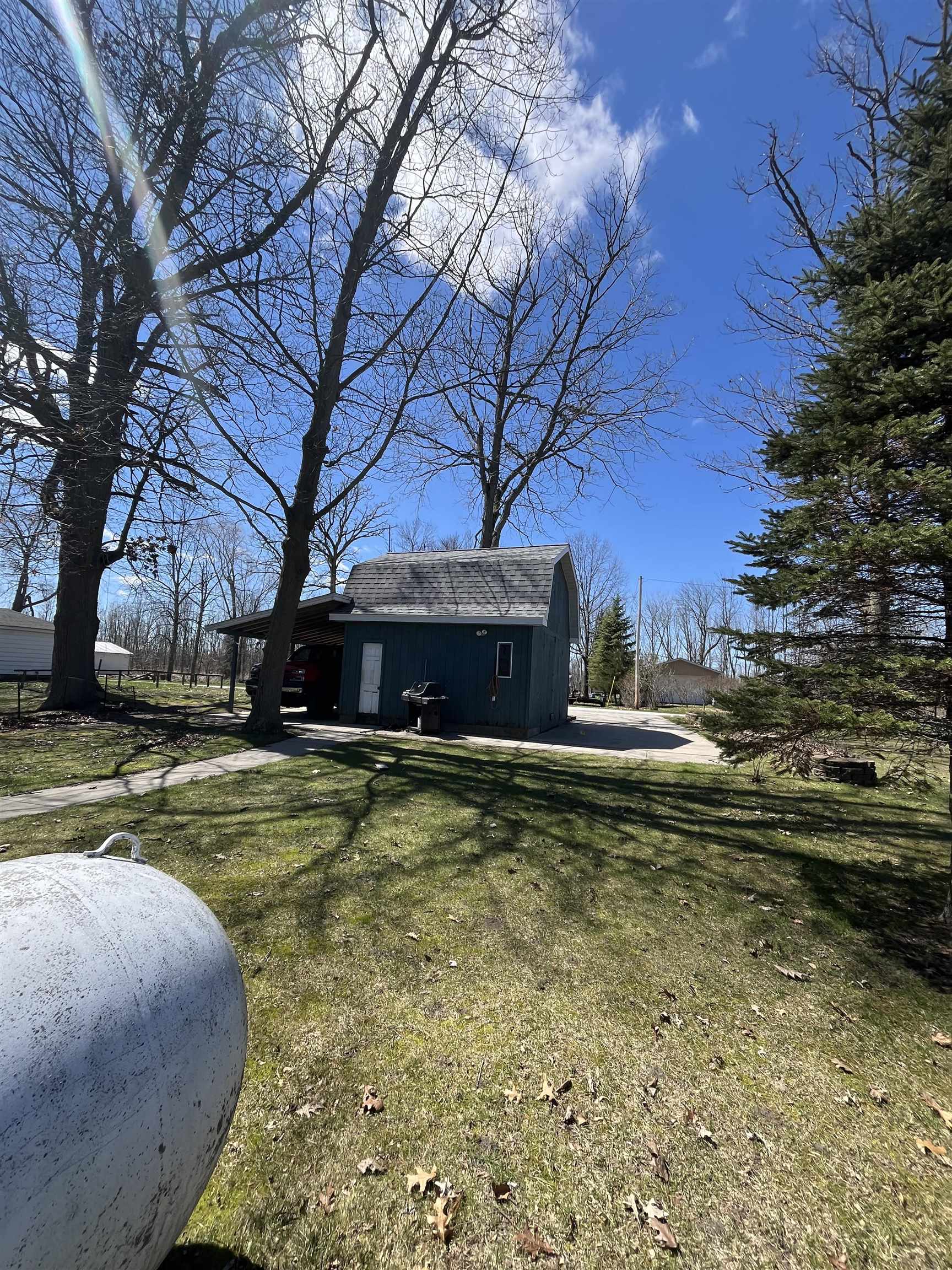 2406 Oak Road Pinconning, MI 48650 - Photo 10 of 23