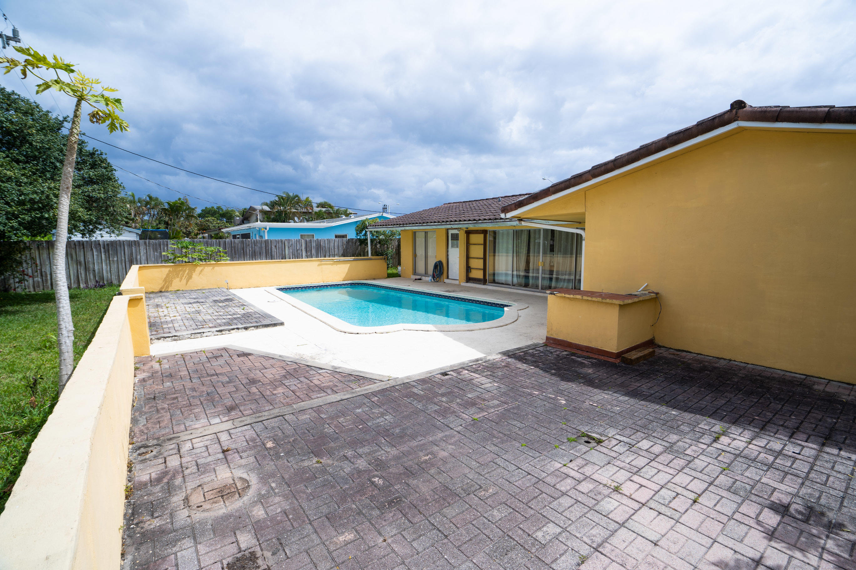 1133 West Camino Real Boca Raton, FL 33486 - Photo 4 of 8 DSC05025