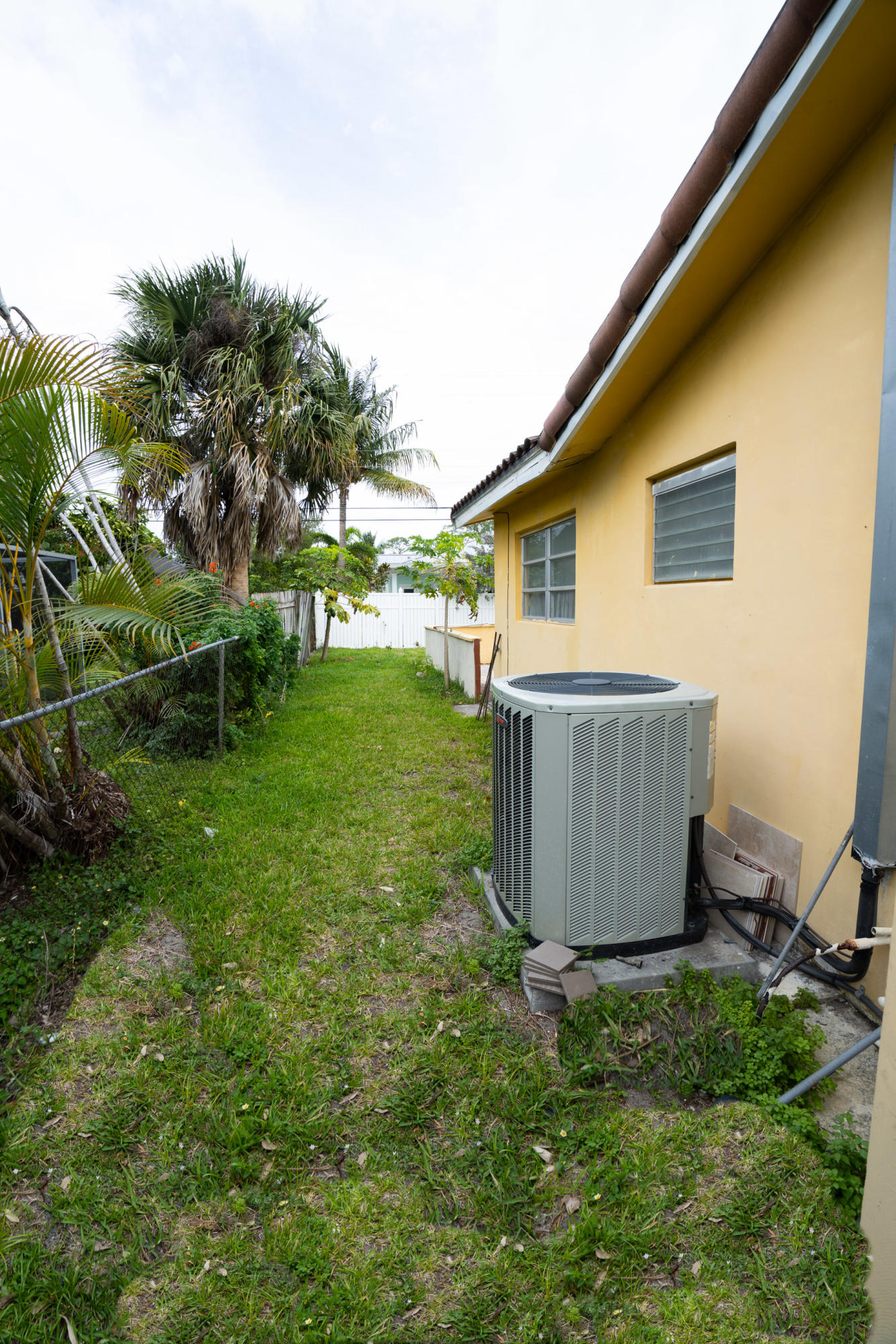 1133 West Camino Real Boca Raton, FL 33486 - Photo 7 of 8 DSC05005