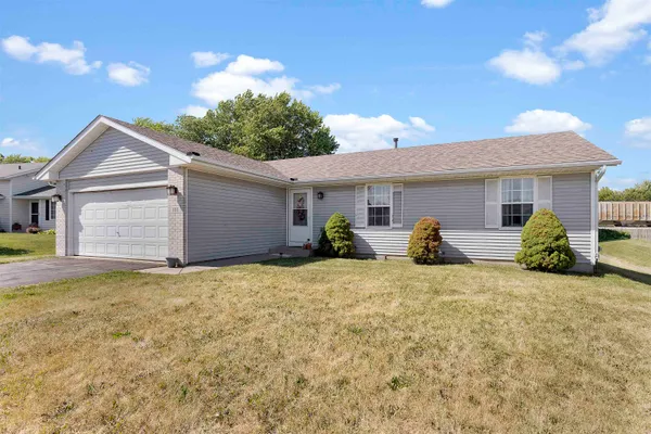 $259,900 | 181 Prairie Moon Drive, Davis Junction, IL 61020