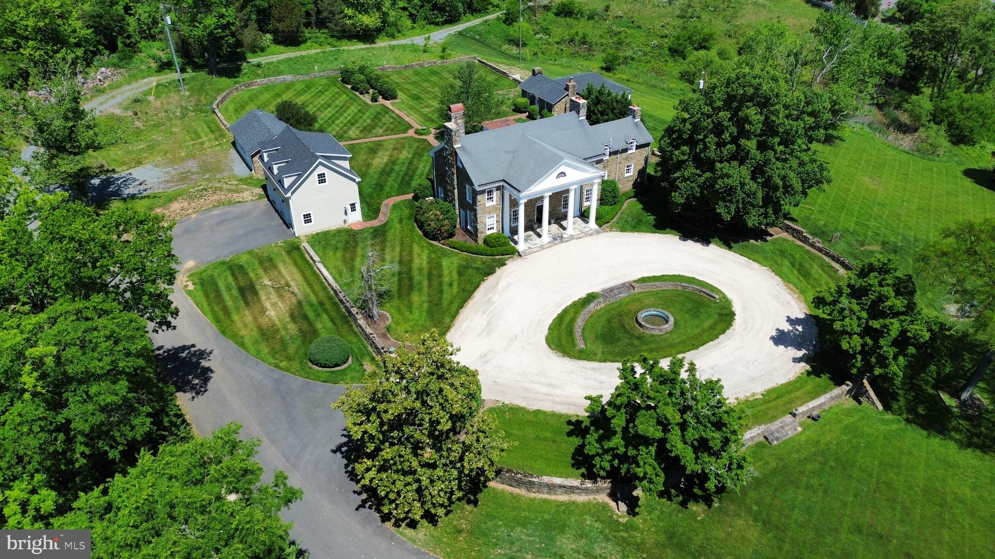 17781 Roxbury Hall Road Leesburg, VA 20175 - Photo 4 of 107 Gorgeous buldings and grounds on over 6 acres