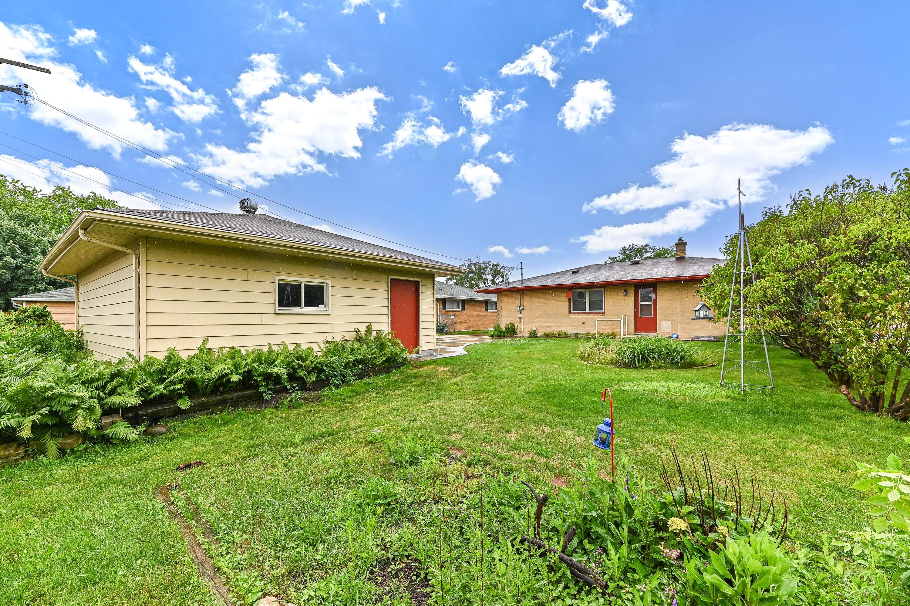 2815 Ohio Street Racine, WI 53405 - Photo 21 of 21 Backyard