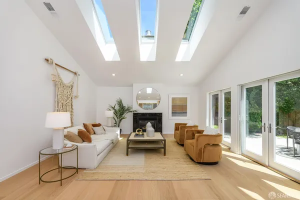 $4,435,000 | 634 Wildwood Lane, Palo Alto, CA 94303