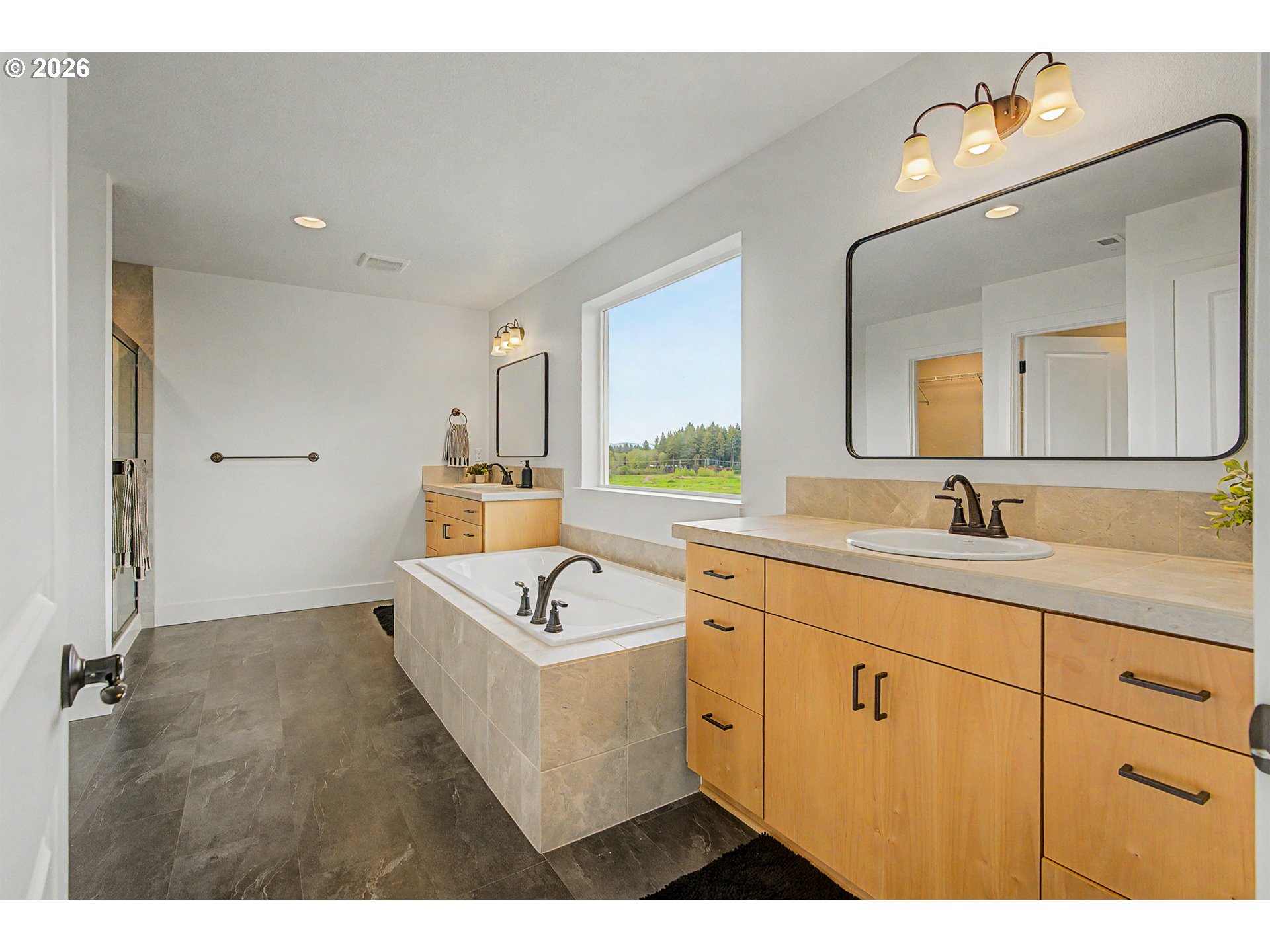 12205 Southwest Silvertip Street Beaverton, OR 97007 - Photo 26 of 47