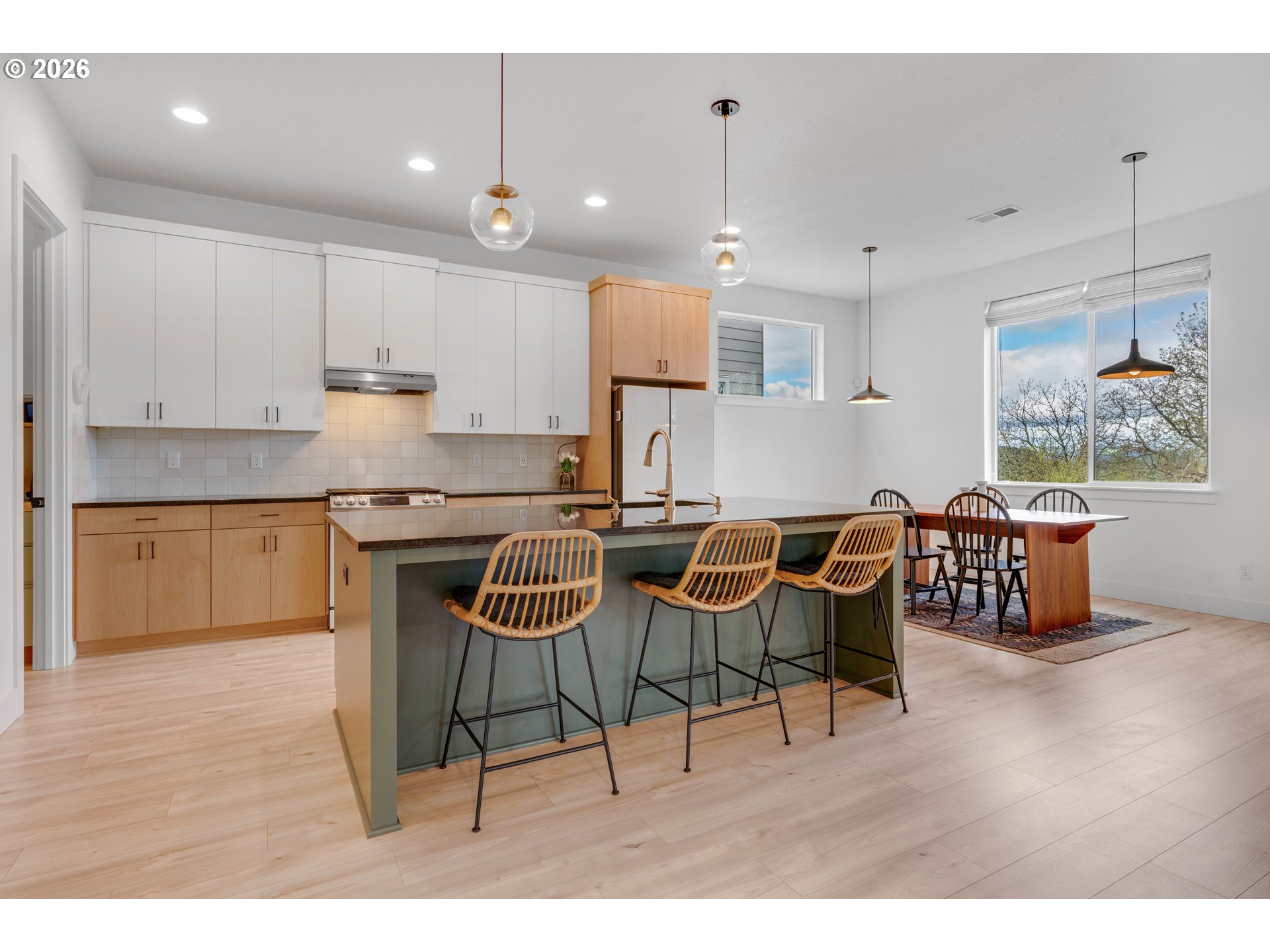 12205 Southwest Silvertip Street Beaverton, OR 97007 - Photo 7 of 47