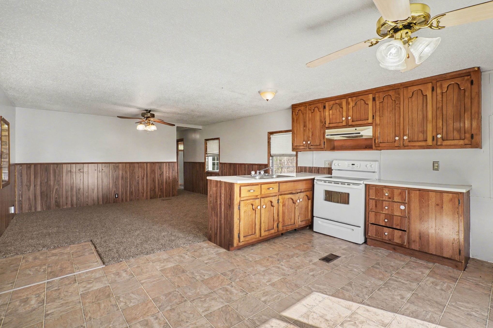 1118 Noah Reeves Road Ashland City, TN 37015 - Photo 6 of 18 Gallery Image 6