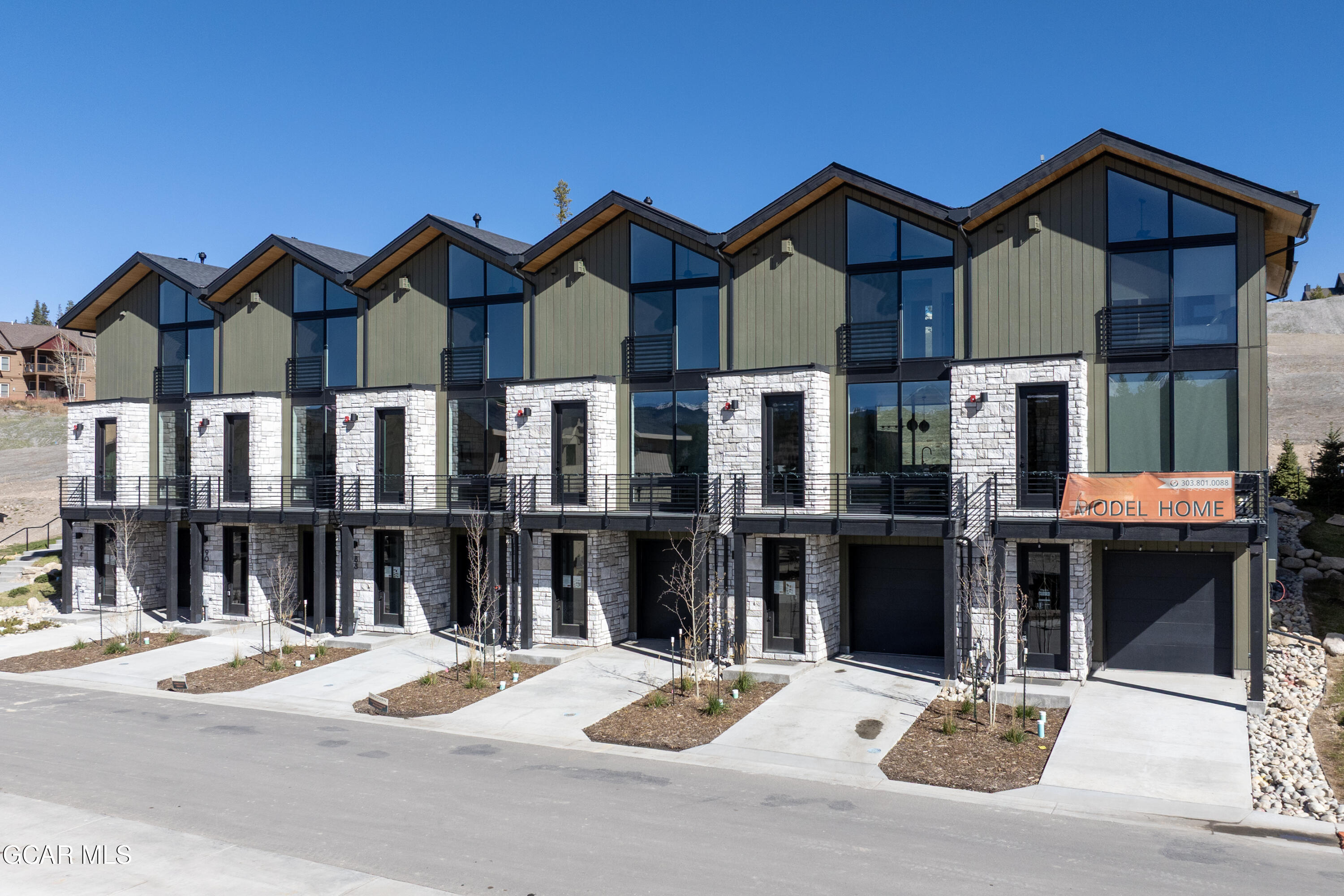 Sojourn Exterior Oct 2025 pic 6