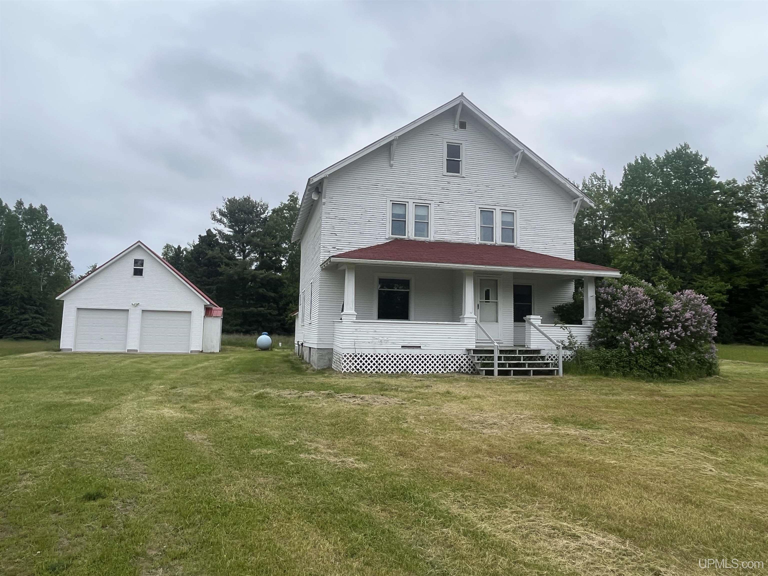 589 Mangum Road Marquette, MI 49855 - Photo 1 of 59