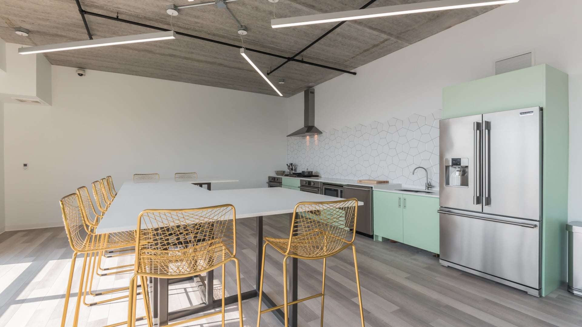 710 West 14th Street, Unit 704A Chicago, IL 60607 - Photo 10 of 10