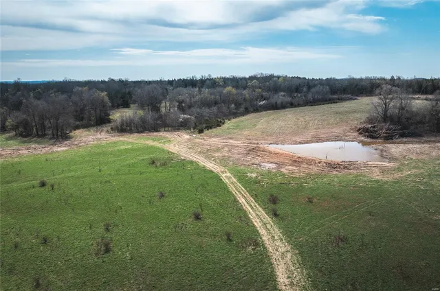 $295,000 | 29660 King Road, Stoutland, MO 65567