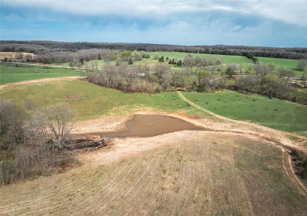 $295,000 | 29660 King Road, Stoutland, MO 65567