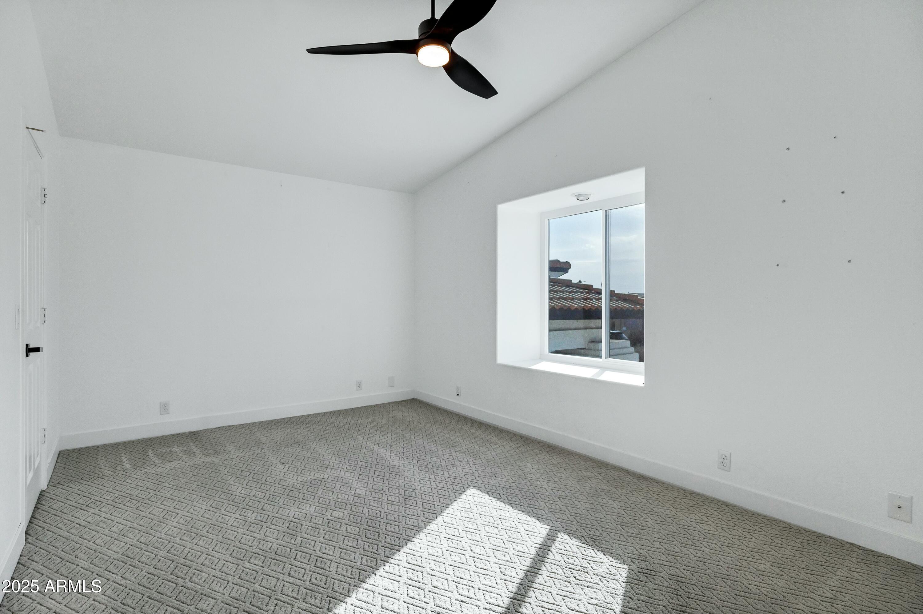 8740 West Bloomfield Road Peoria, AZ 85381 - Photo 24 of 40 tempImageEVgdDA