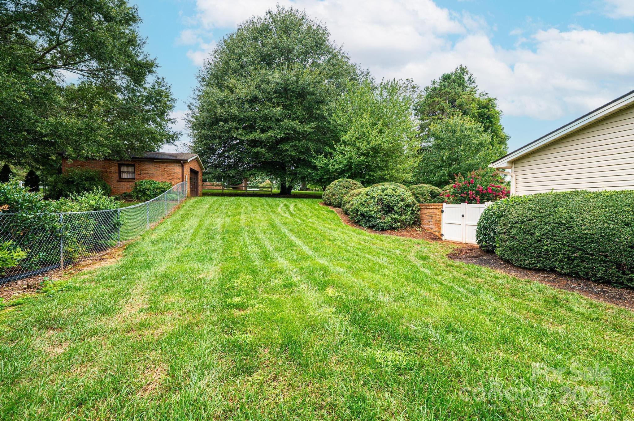 3719 Falling Creek Road, Unit 2 Hickory, NC 28601 - Photo 19 of 20 Gallery Image 19