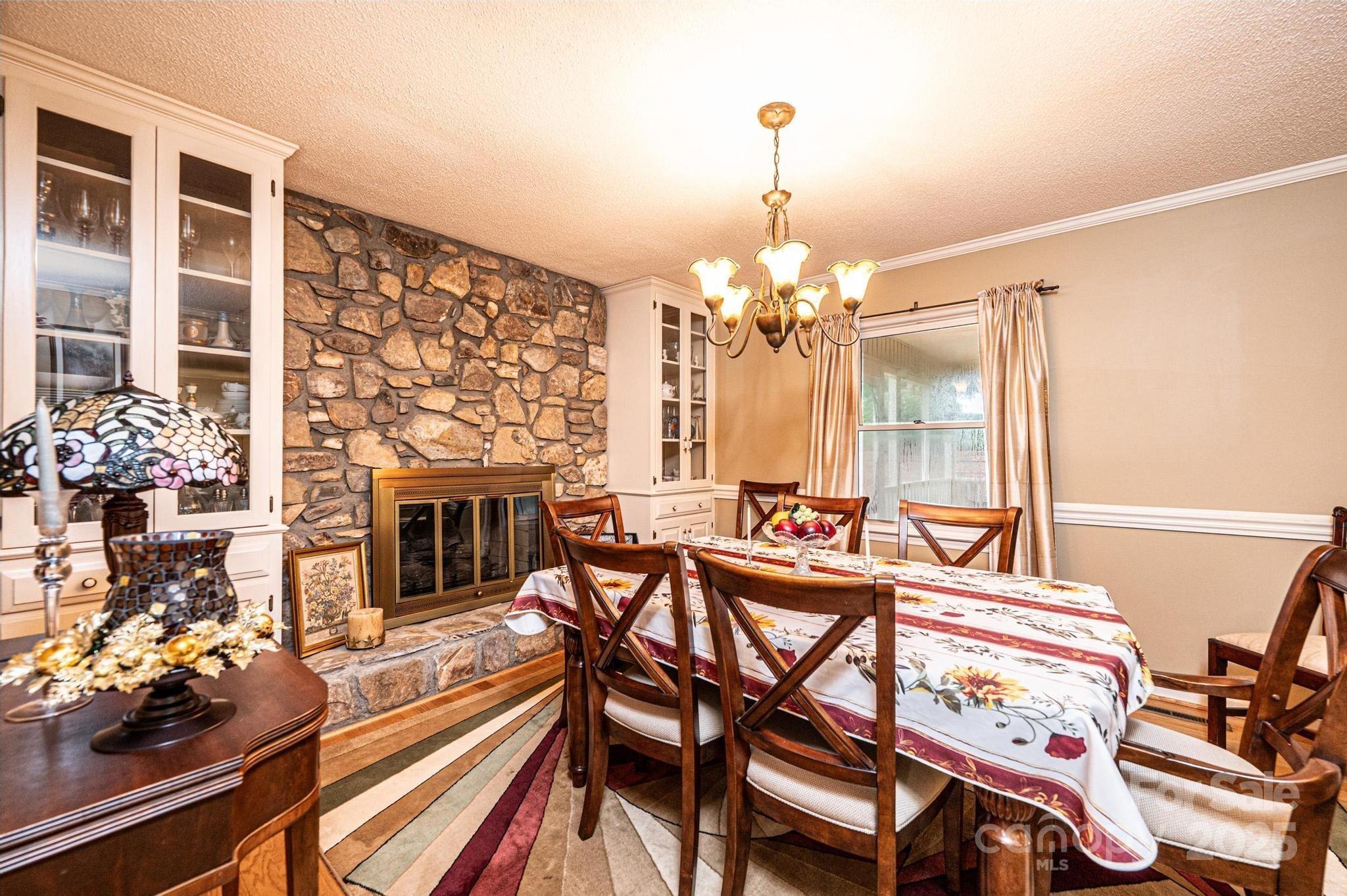 3719 Falling Creek Road, Unit 2 Hickory, NC 28601 - Photo 6 of 20 Gallery Image 6