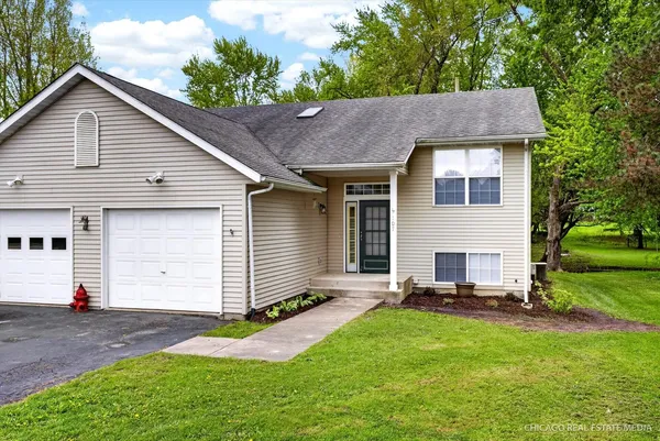 $250,000 | 107 Edson Court, Poplar Grove, IL 61065