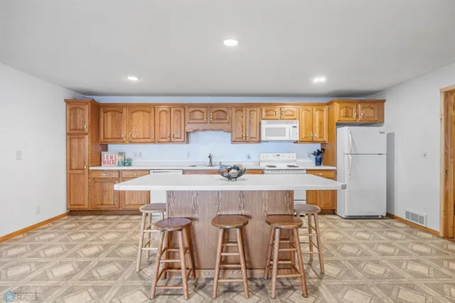 $450,000 | 24200 Vacation Lane, Detroit Lakes, MN 56501