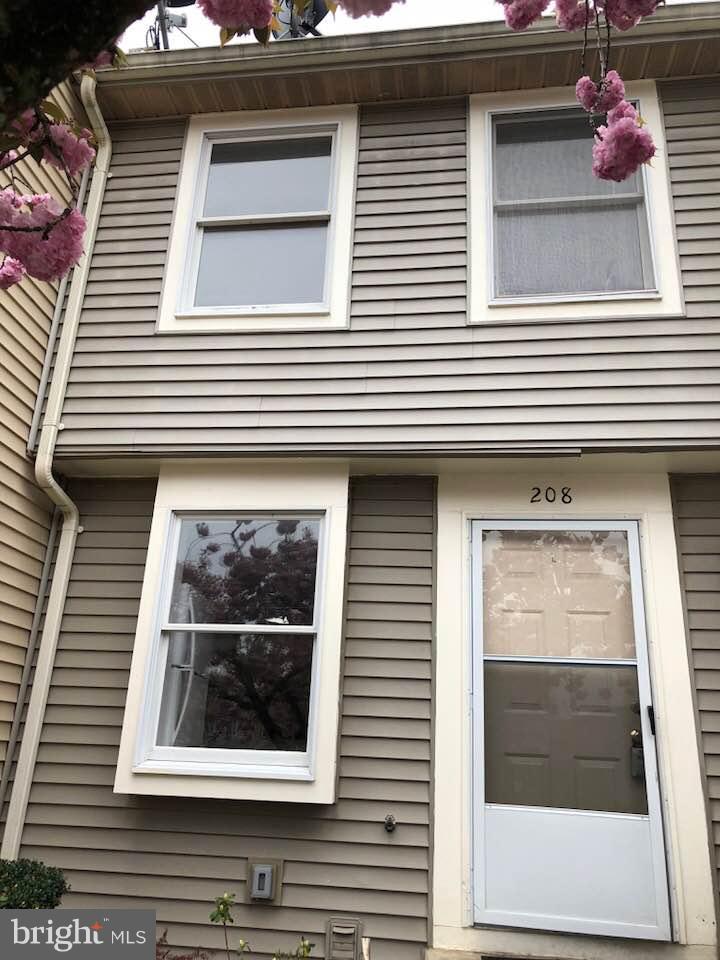 208 Charing Court Sterling, VA 20164 - Photo 1 of 12 Exterior (Front)