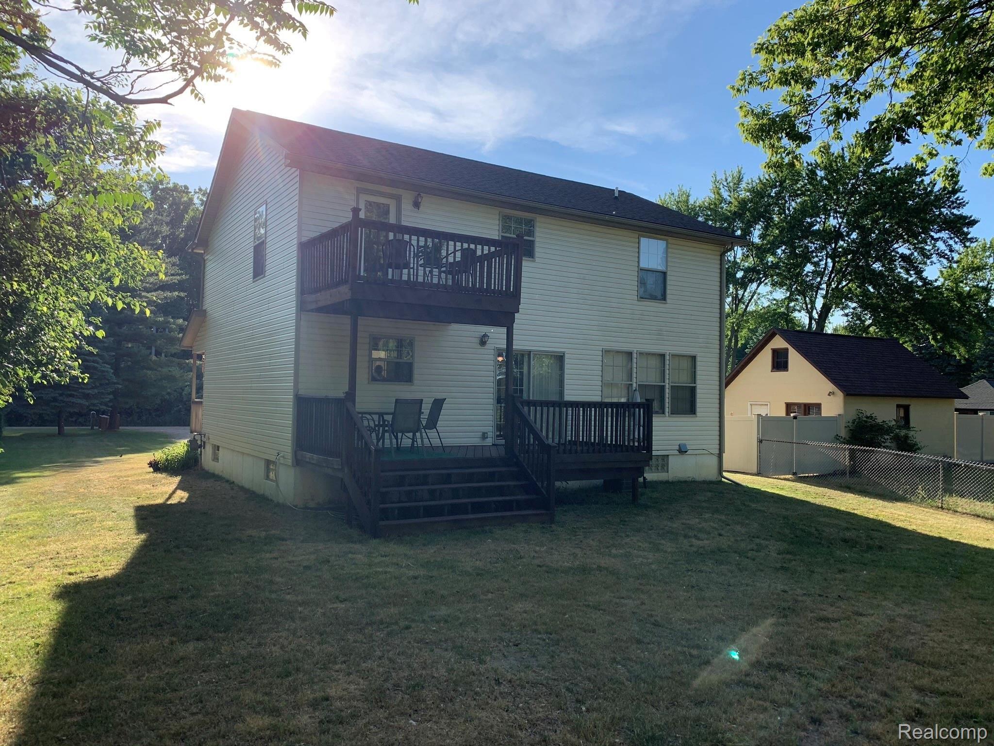25929 Rust Road New Boston, MI 48164 - Photo 33 of 44 IMG_1964.JPEG