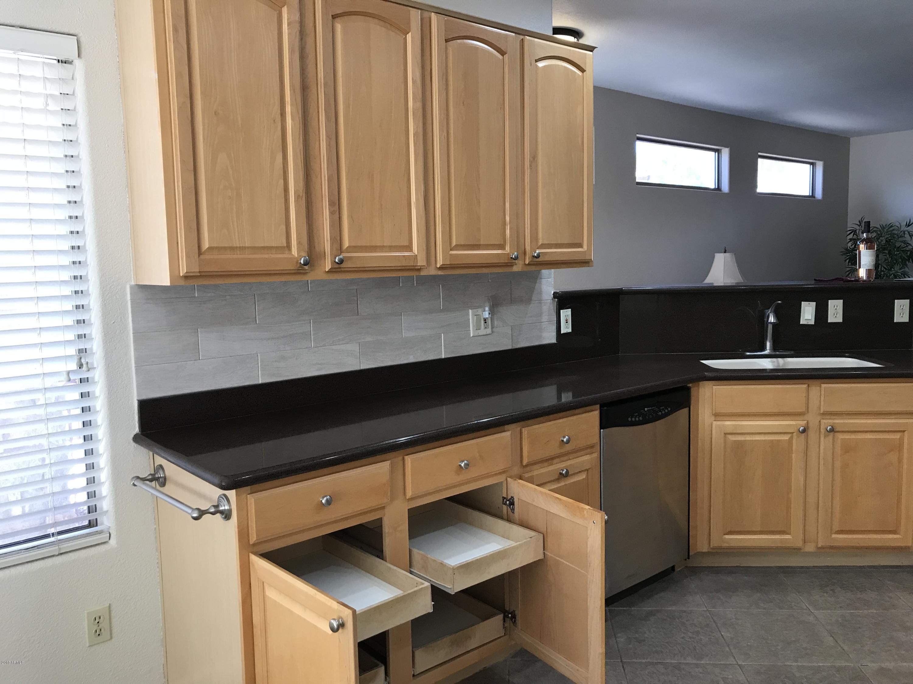 1878 East Sycamore Road Casa Grande, AZ 85122 - Photo 7 of 33 Kitchen