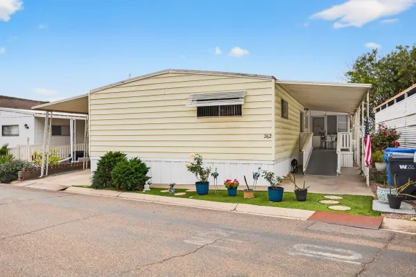 $230,000 | 8712 North Magnolia Avenue, Unit SPACE 262, Santee, CA 92071