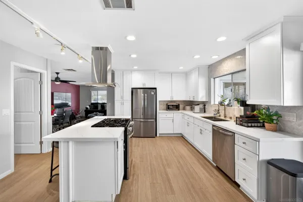 $230,000 | 8712 North Magnolia Avenue, Unit SPACE 262, Santee, CA 92071