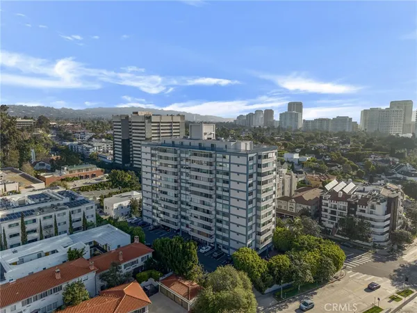 $575,000 | 969 Hilgard Avenue, Unit 304, Los Angeles, CA 90024