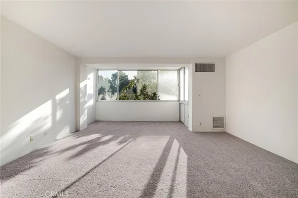 $575,000 | 969 Hilgard Avenue, Unit 304, Los Angeles, CA 90024