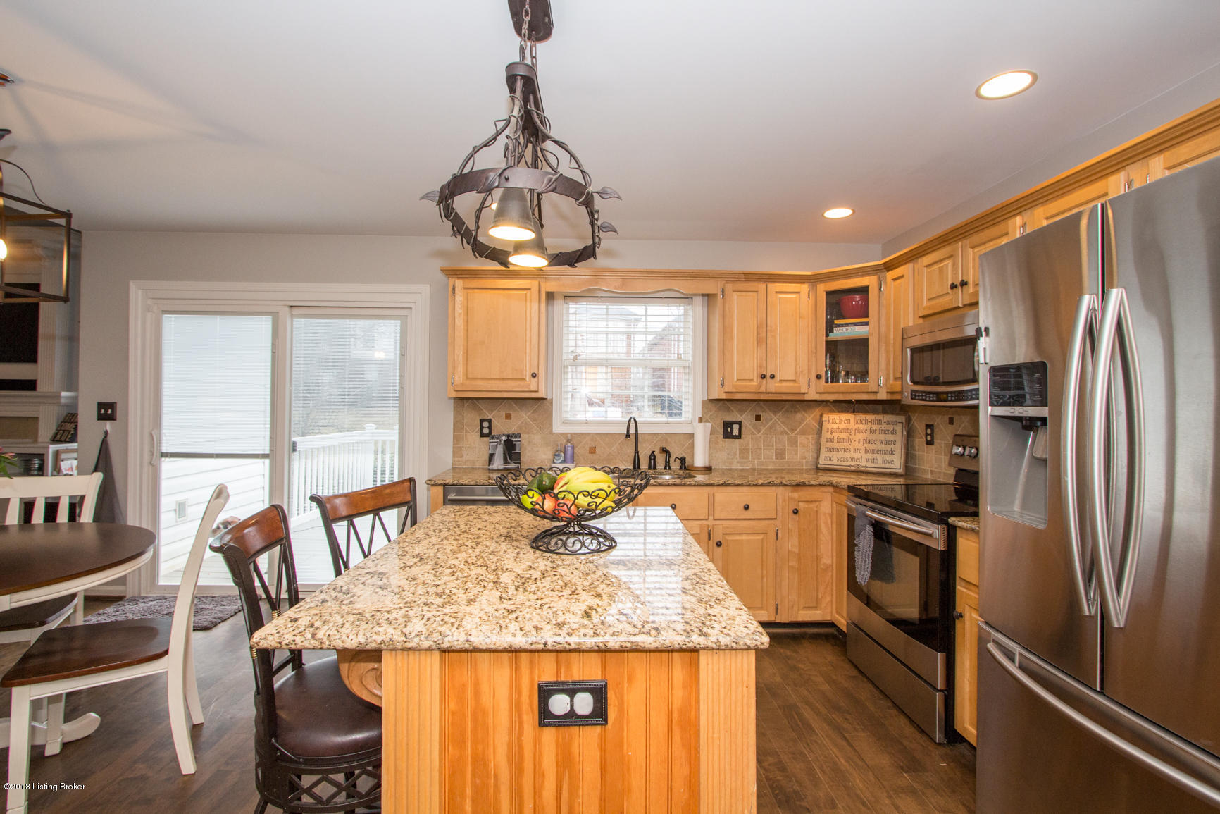 1208 Williams Ridge Road Louisville, KY 40243 - Photo 18 of 54 kitchen