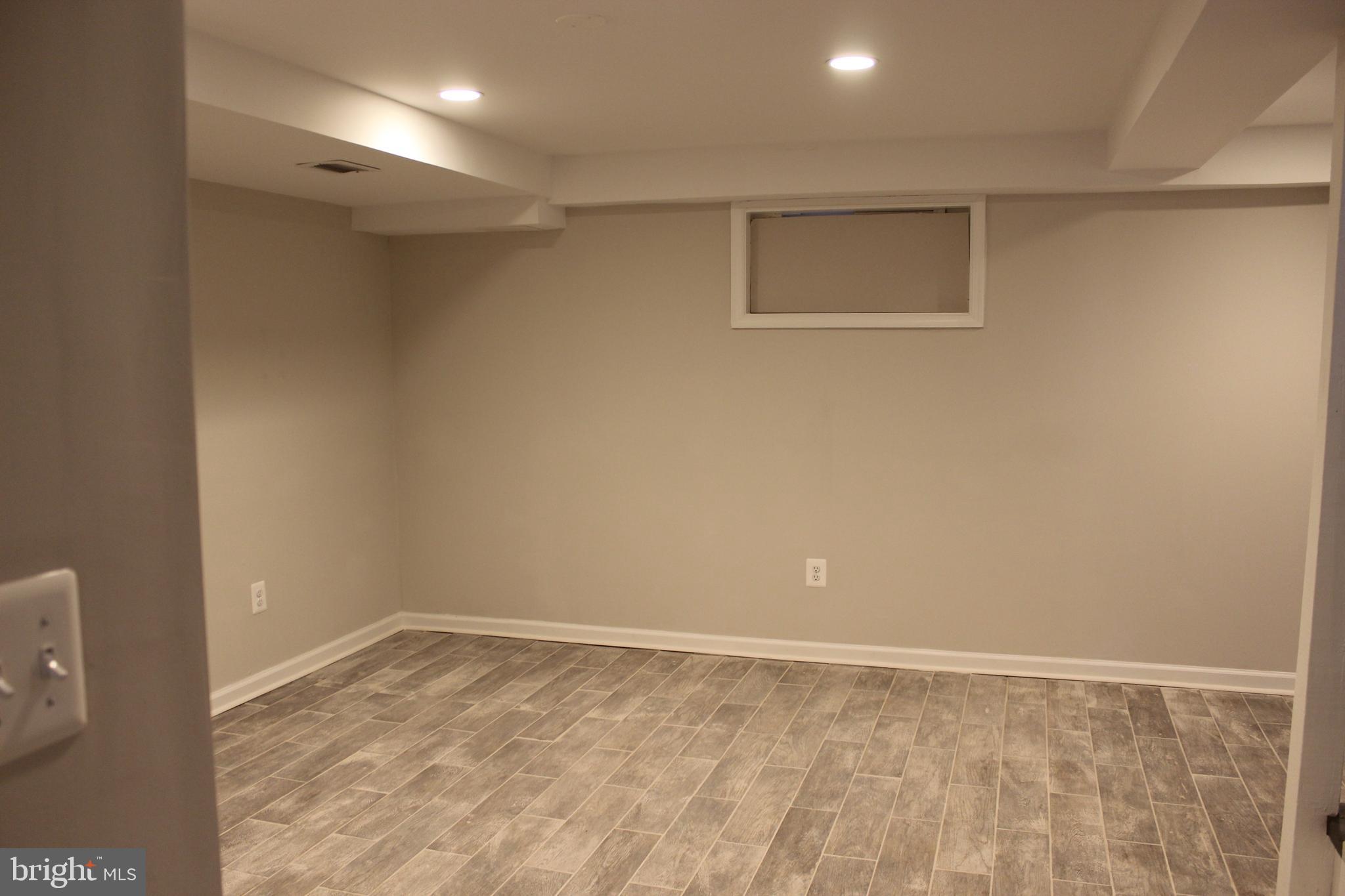 211 Evans Lane Alexandria, VA 22305 - Photo 19 of 23 Rec room