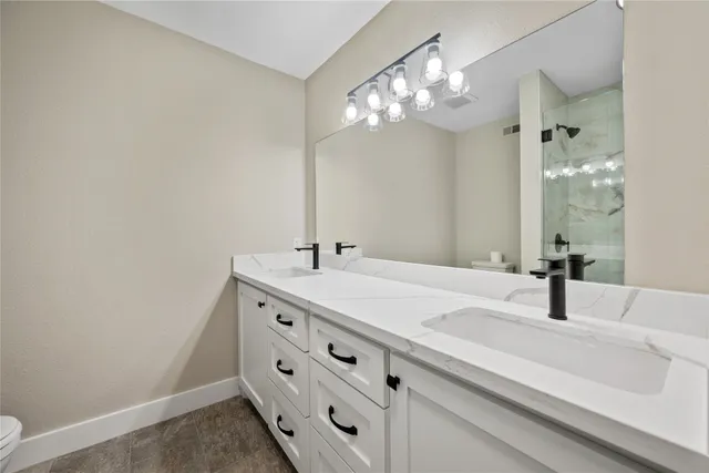 $1,975 | 2113 Lake Village Drive, Kingwood, TX 77339