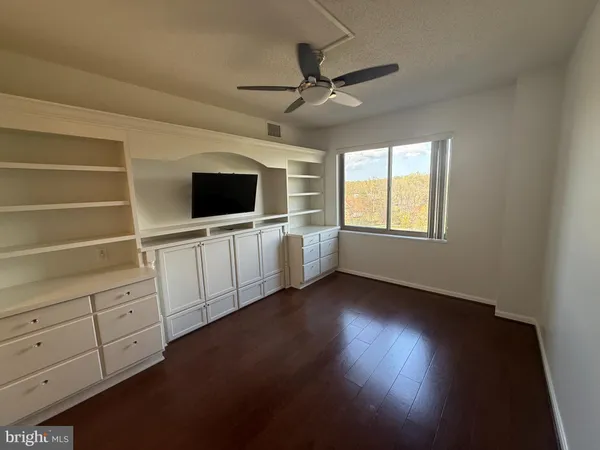$320,000 | 3100 North Leisure World Boulevard, Unit 619, Silver Spring, MD 20906