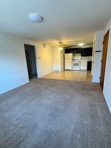 $1,700 | 320 Elm Street, Unit 12, Southbridge, MA 01550