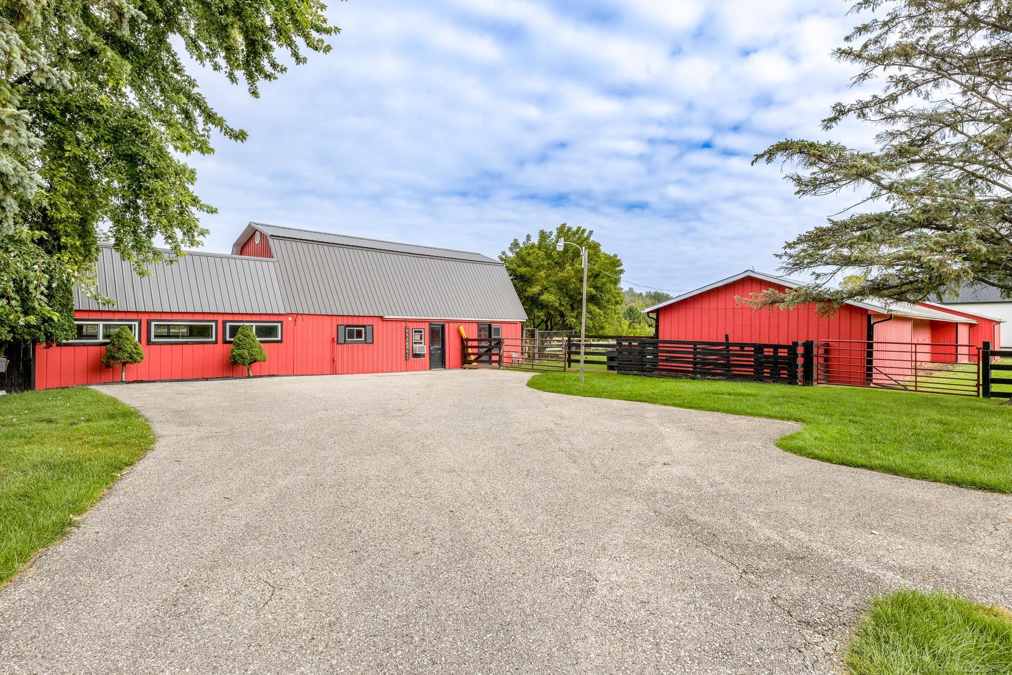 7047 Harrington Road Lexington, MI 48450 - Photo 33 of 41