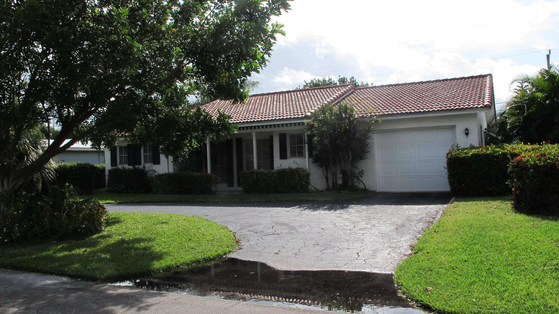 266 Southwest 12th Street Boca Raton, FL 33432 - Photo 3 of 34 Front 3