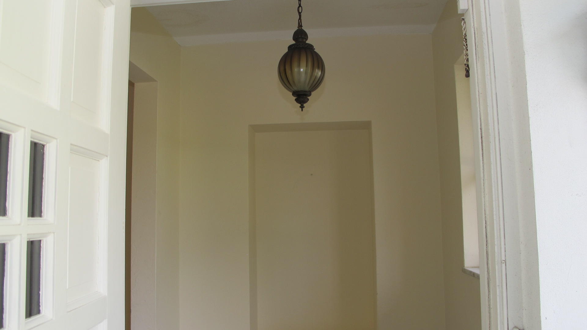 266 Southwest 12th Street Boca Raton, FL 33432 - Photo 5 of 34 Foyer